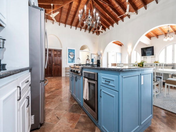 Luxury Villa Retreat 5_Bedroom - Spacious & Comfortable Accommodation